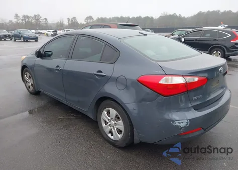 2015 Kia Forte Lx z USA, uszkodzony, nr VIN KNAFX4A64F5403617